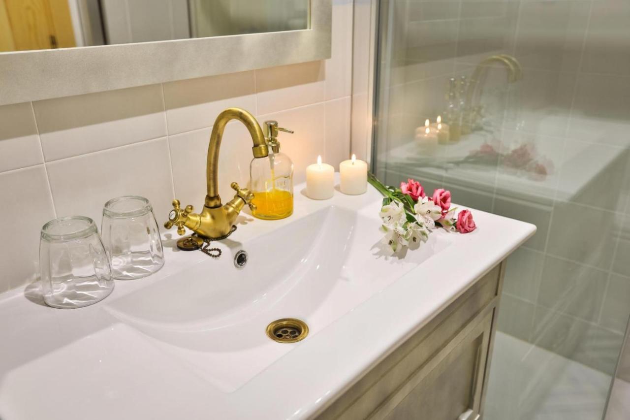كونسويغرا El Patio De Los Jazmines Boutique-House المظهر الخارجي الصورة